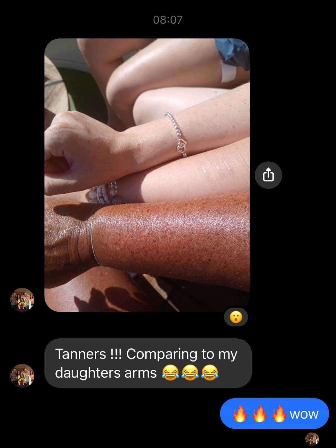 Tanning spray